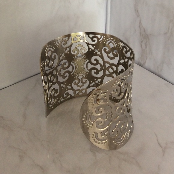 Jewelry Bundle - 8 pieces - Picture 10 of 12